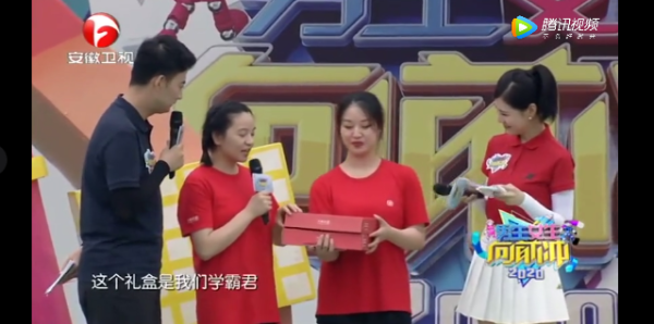 学霸君老师挑战“男生女生向前冲” 与你一起传递不懈拼搏精神