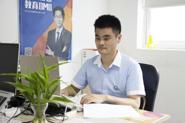 逆风之下依旧上扬，卓越复仁中复学校带你圆梦光明未来