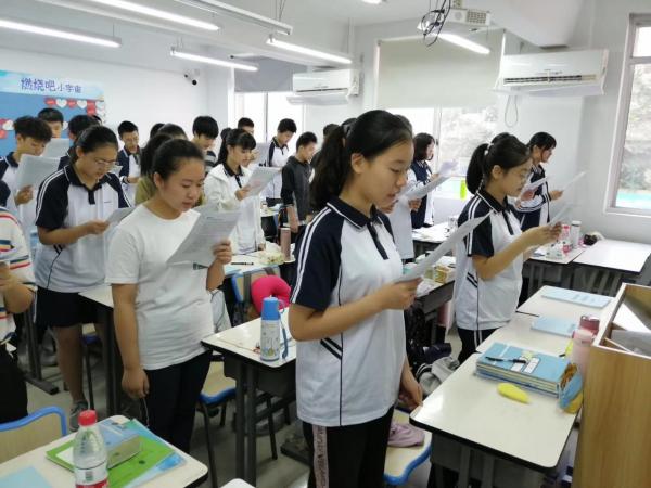 逆风之下依旧上扬，卓越复仁中复学校带你圆梦光明未来