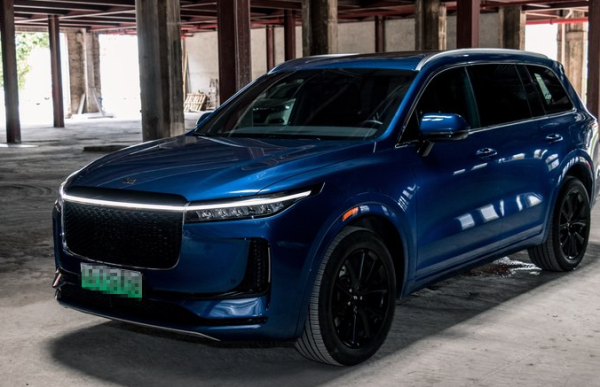 32.8万提车理想ONE汽车，气势不输路虎揽胜 续航800KM